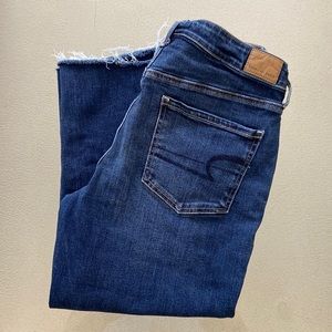 American Eagle Hi-Rise Tom Girl Capris